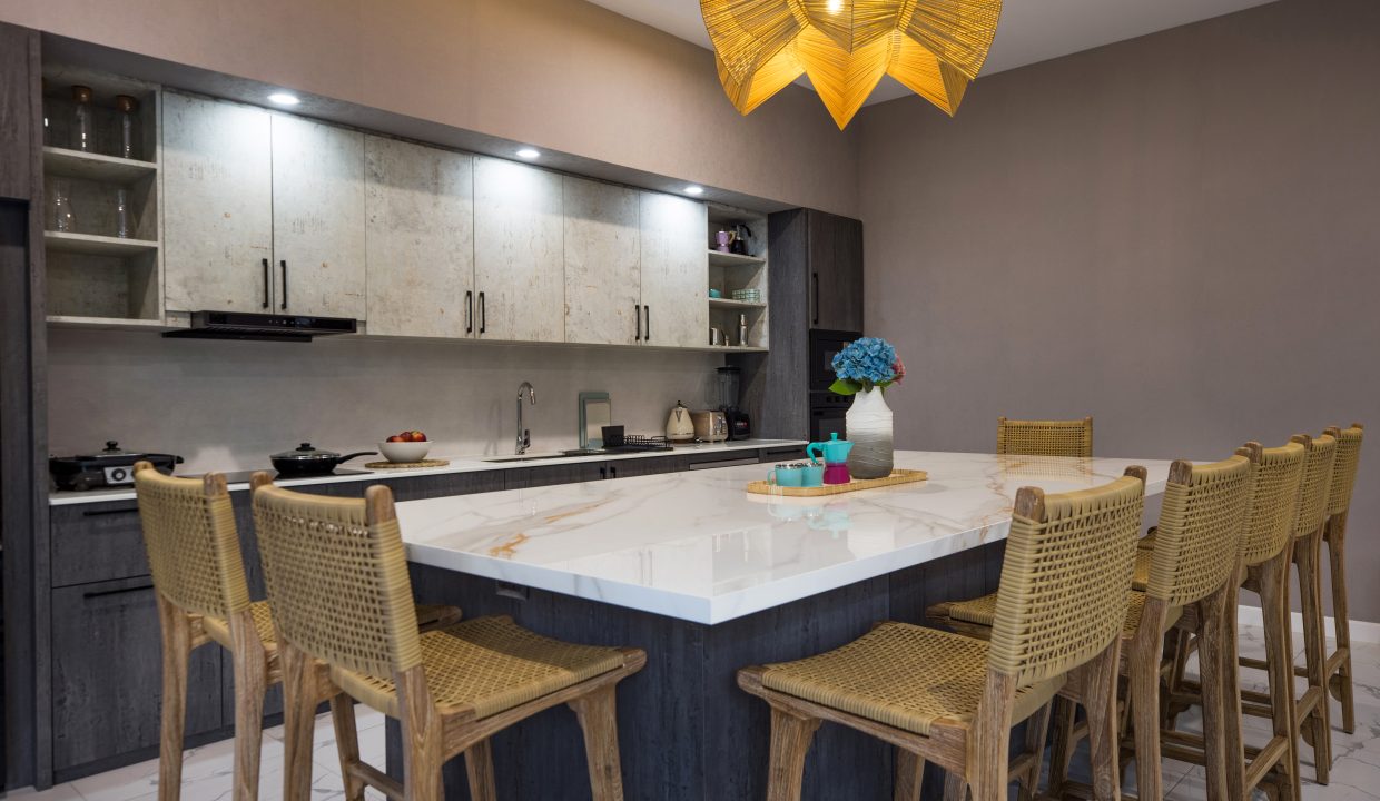 Night Kitchen (1)