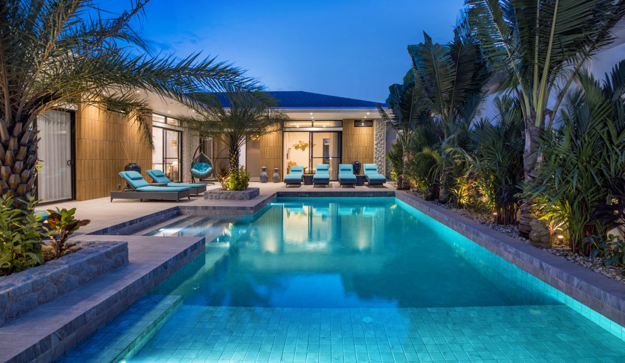 Night-Pool (5)